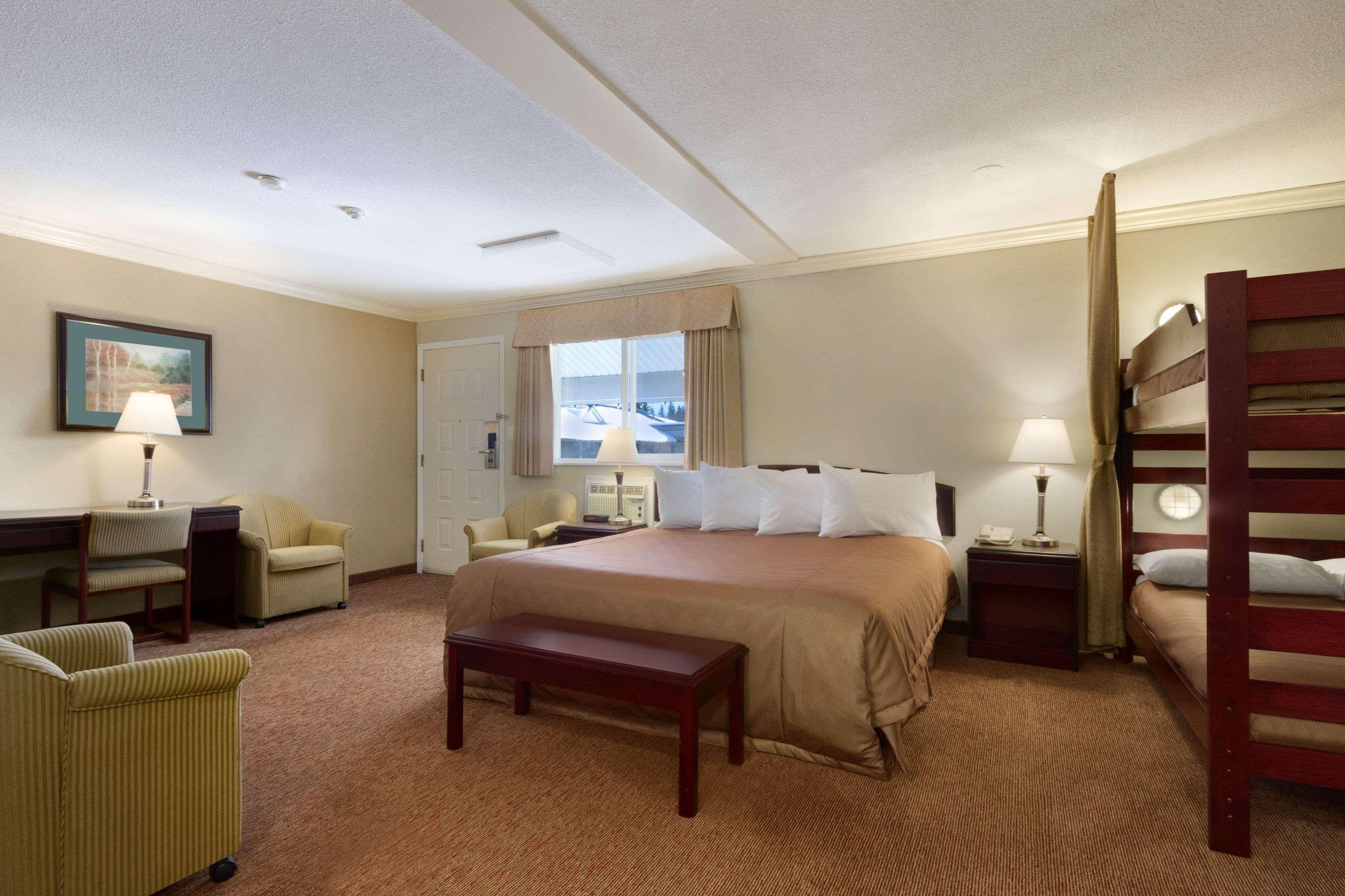 Travelodge By Wyndham Langley Zewnętrze zdjęcie