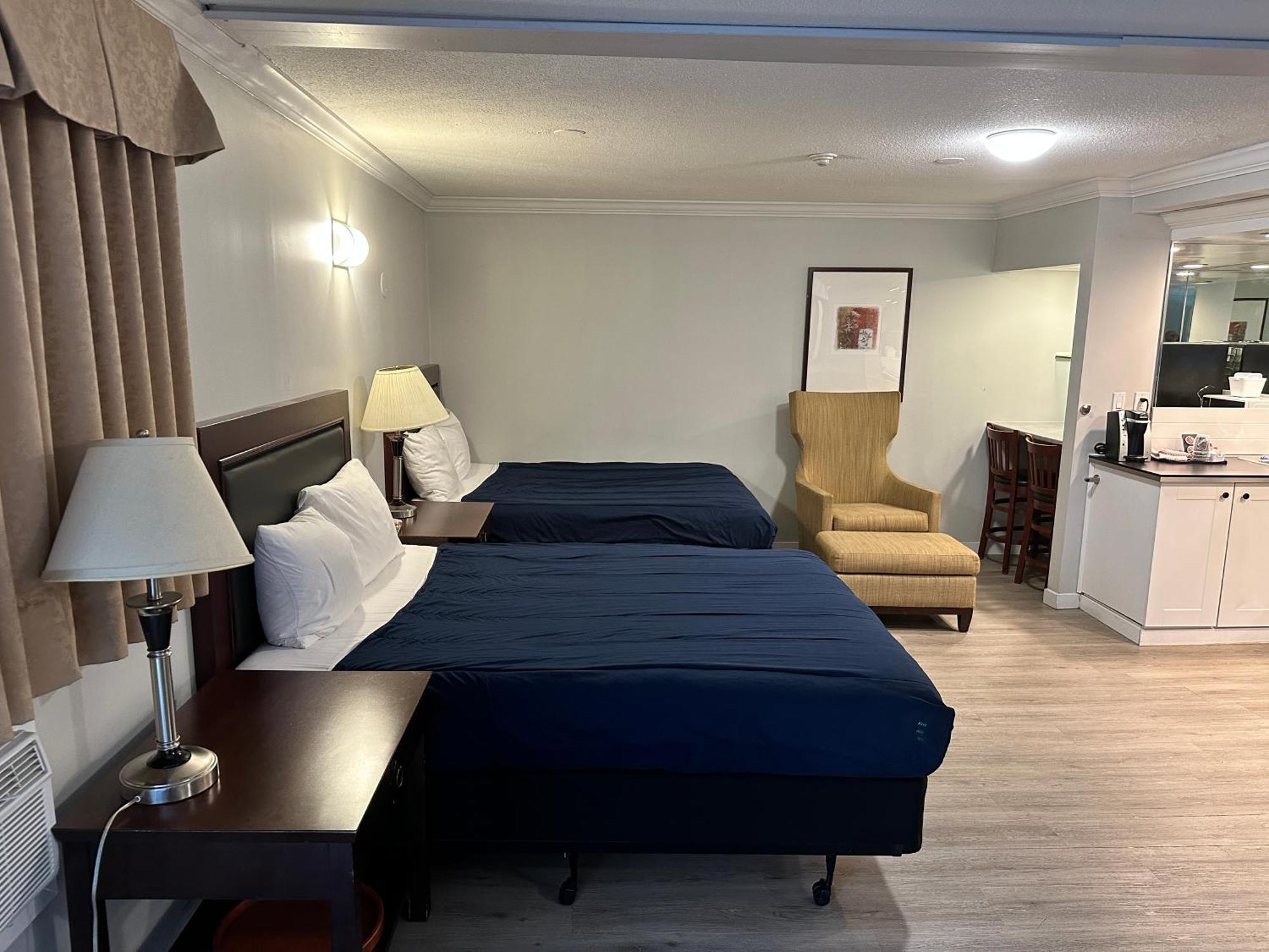 Travelodge By Wyndham Langley Zewnętrze zdjęcie
